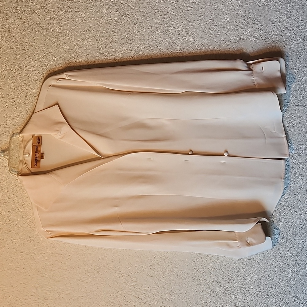 Classiques Entier petites womans 100% Silk Blouse cream button up sz 6 EUC